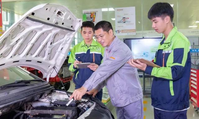 汽車制造與試驗(yàn)技術(shù)專業(yè)是干什么的